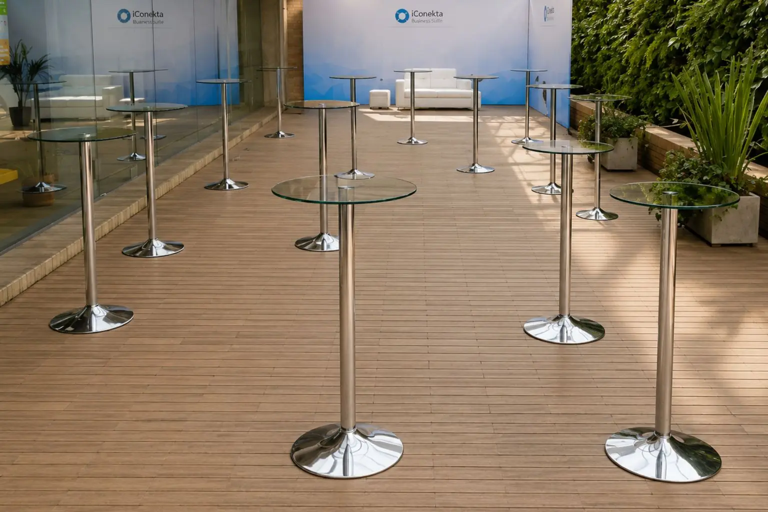 alquiler de mesas de coctel para eventos