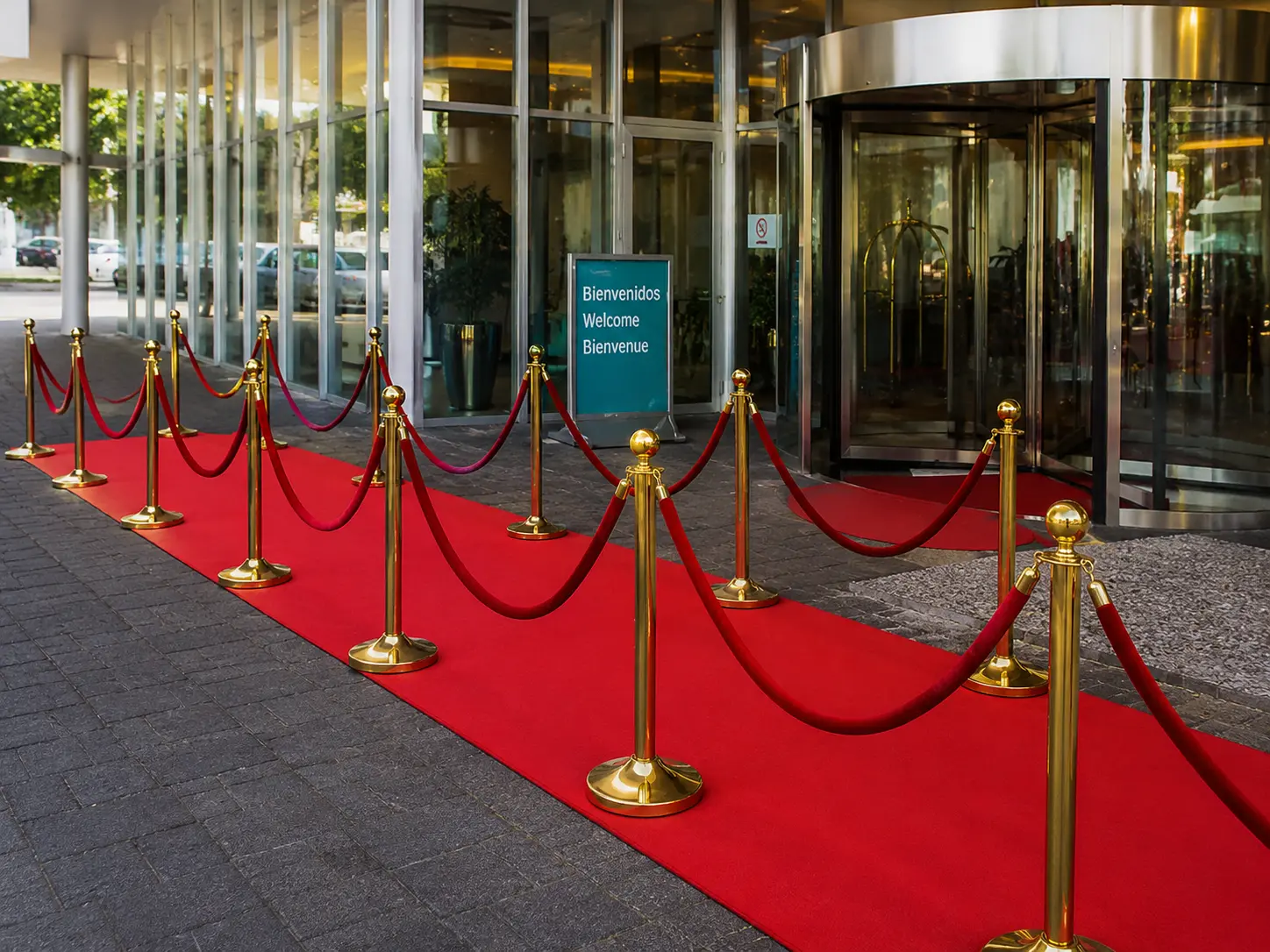 separadores de fila dorados para eventos