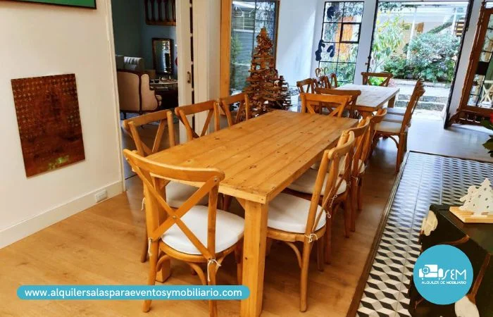 renta de mesas en madera para eventos