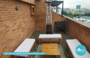 salas en madera para eventos en bogota