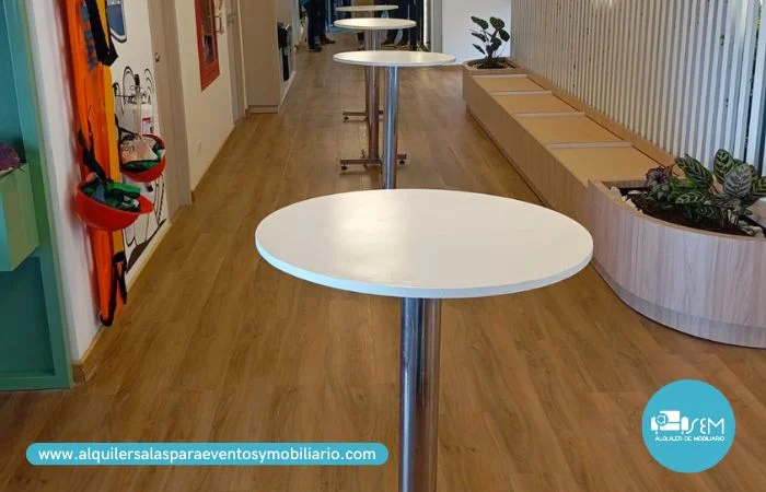 alquiler de mesas de coctel para eventos