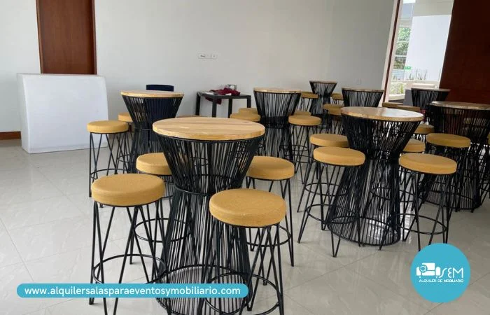 mesas y sillas para fiestas